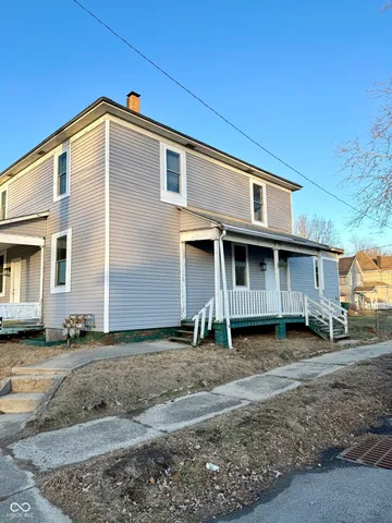 $105,000 | 802 1/2 North Mulberry Street, Muncie, IN 47305