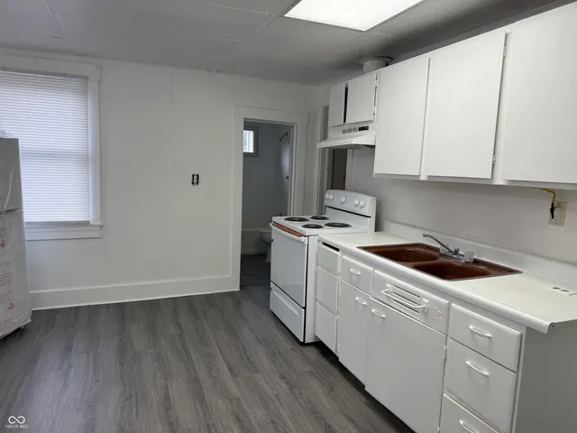 $105,000 | 802 1/2 North Mulberry Street, Muncie, IN 47305