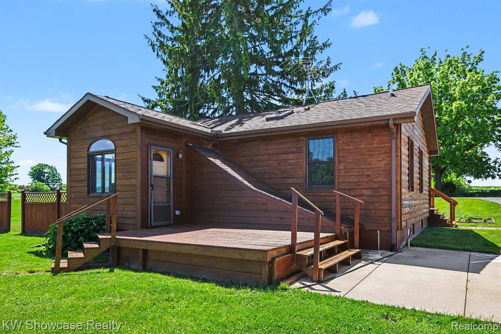 3585 East Clark Road Bath, MI 48808 - Photo 24 of 35