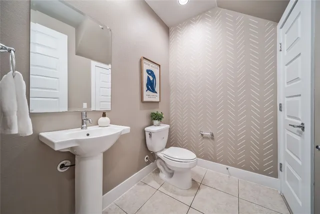 $449,900 | 3108 East 51st Street, Unit 203, Austin, TX 78723