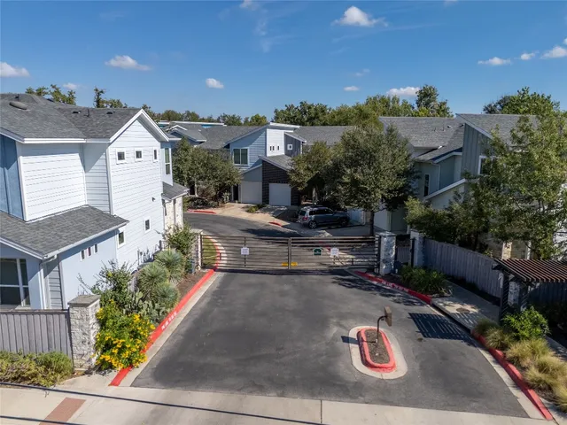$449,900 | 3108 East 51st Street, Unit 203, Austin, TX 78723