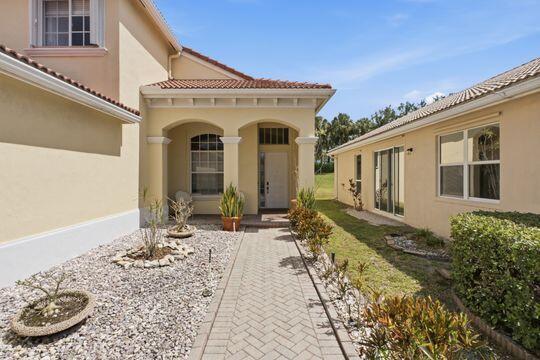 11131 Laurel Walk Road Wellington, FL 33449 - Photo 4 of 41 Front Entrance
