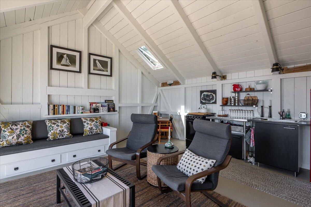 459 Main Road Islesboro, ME 04848 - Photo 11 of 38 459 Main Road, Islesboro