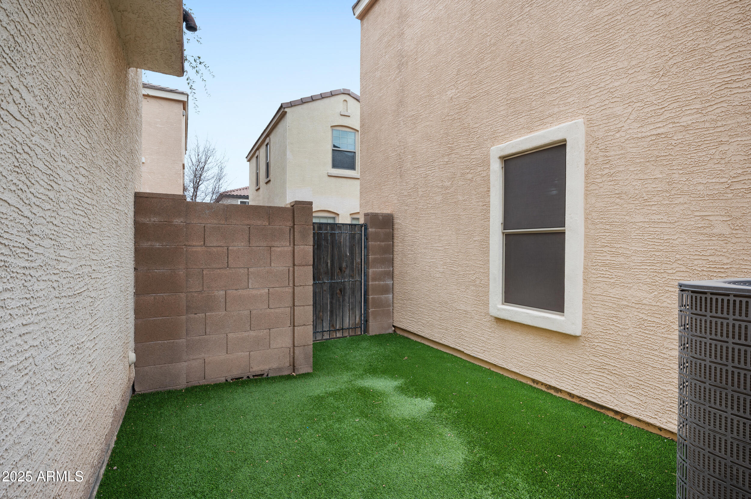 2646 East Megan Street Gilbert, AZ 85295 - Photo 29 of 40 a view of outdoor space and yard