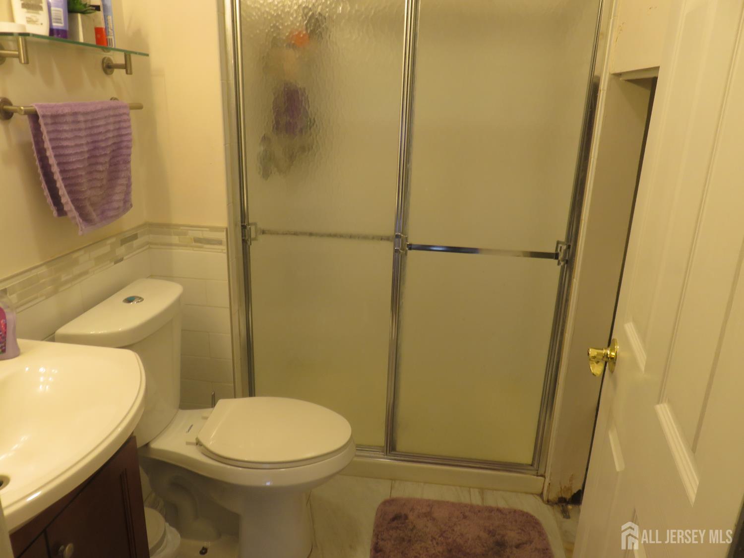 265 Front Street Perth Amboy, NJ 08861 - Photo 11 of 20