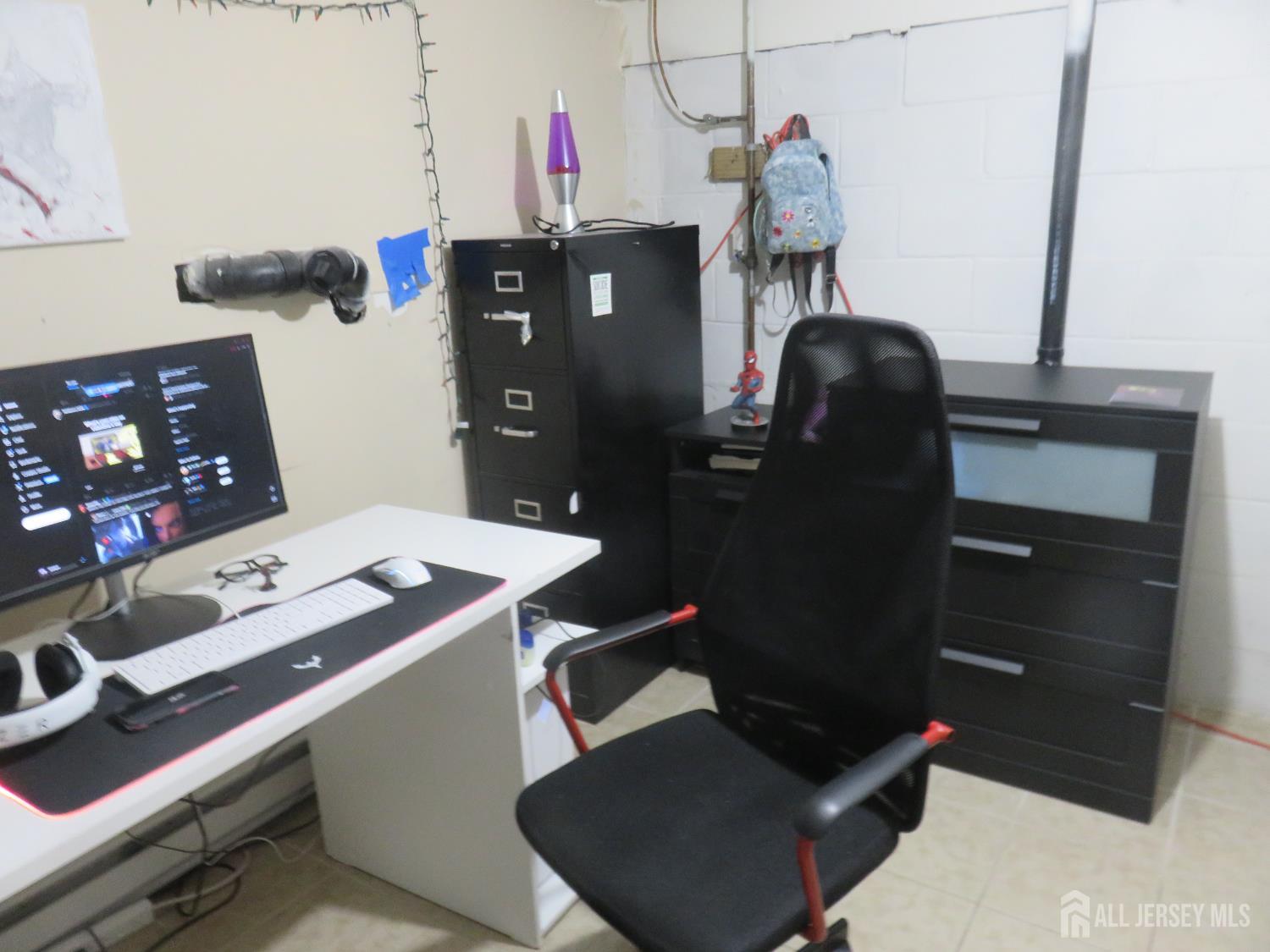 265 Front Street Perth Amboy, NJ 08861 - Photo 2 of 20