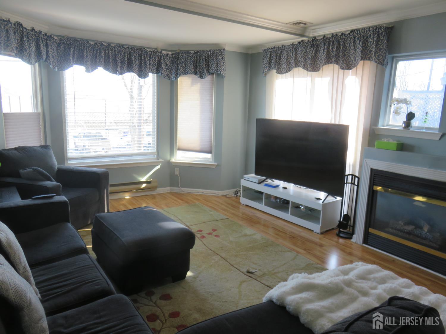 265 Front Street Perth Amboy, NJ 08861 - Photo 5 of 20