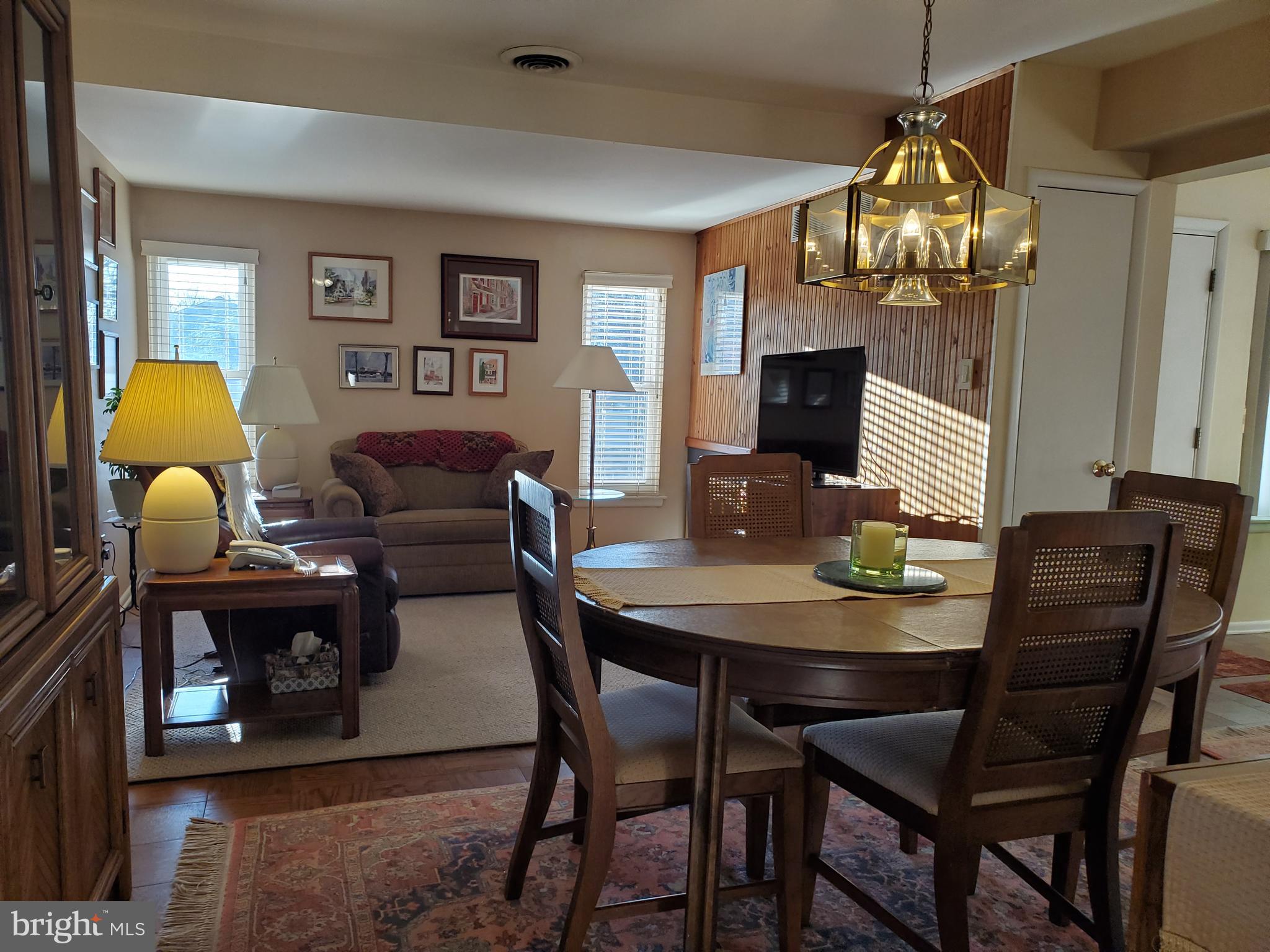 3402 Embarcadero Court Springfield, PA 19064 - Photo 15 of 27 Dining room
