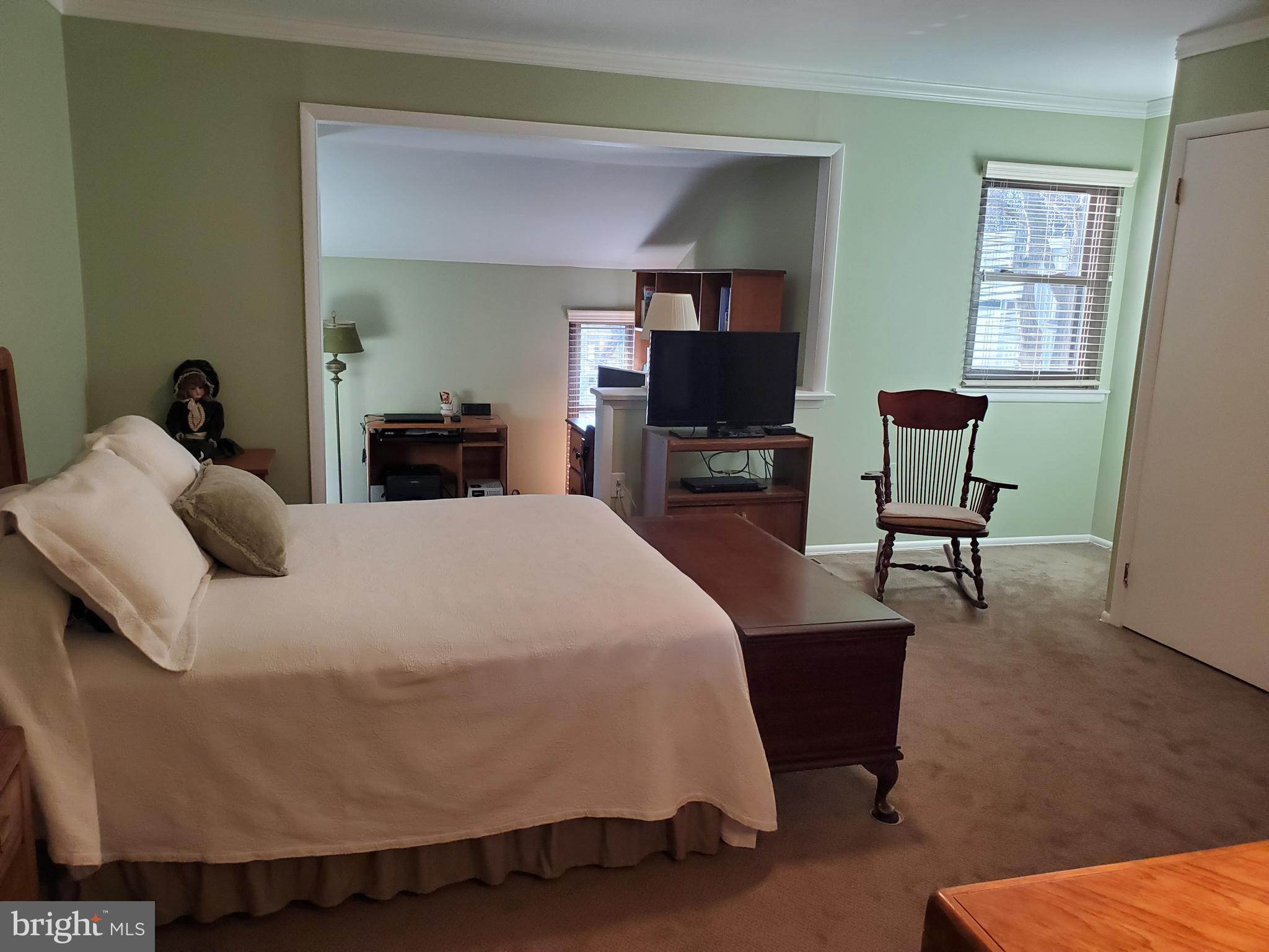 3402 Embarcadero Court Springfield, PA 19064 - Photo 20 of 27 Master bedroom