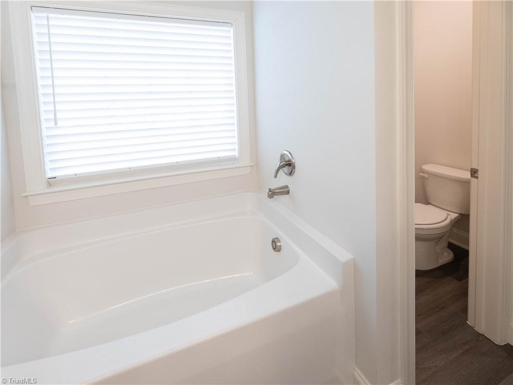 3924 Braddock Road High Point, NC 27265 - Photo 12 of 26