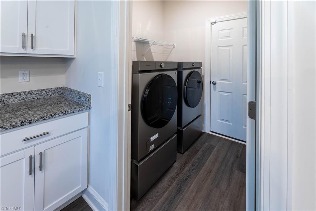 3924 Braddock Road High Point, NC 27265 - Photo 13 of 26