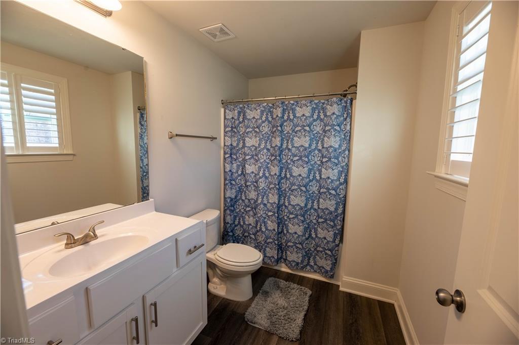 3924 Braddock Road High Point, NC 27265 - Photo 18 of 25 3rd Full bathroom