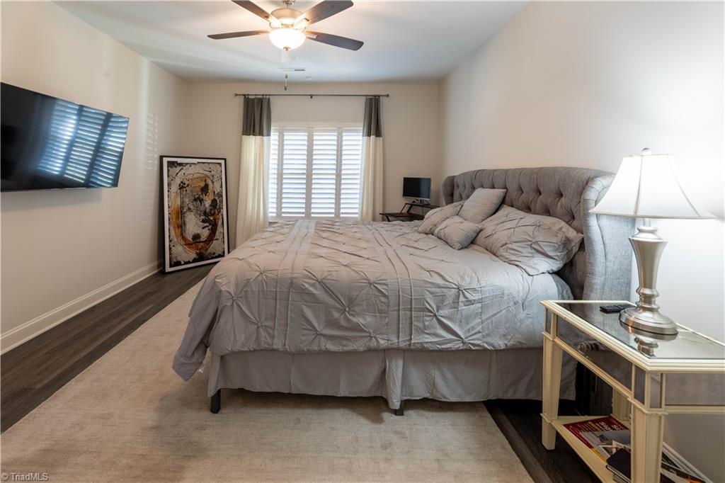 3924 Braddock Road High Point, NC 27265 - Photo 10 of 25