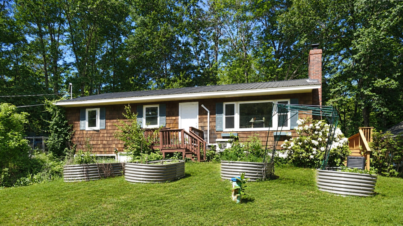 409 Poland Spring Road Casco, ME 04015 - Photo 3 of 42 409 POLAND SPRINGS RD CASCO (14)