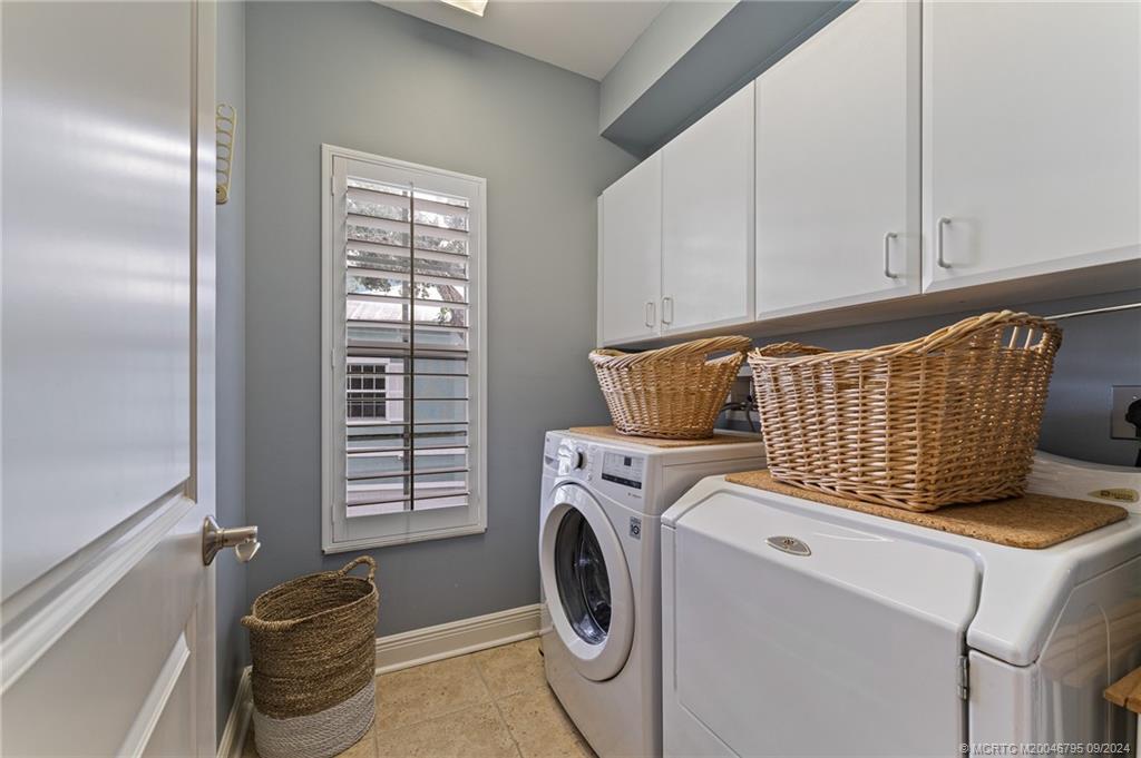 608 Southwest Cleveland Avenue Stuart, FL 34994 - Photo 17 of 48