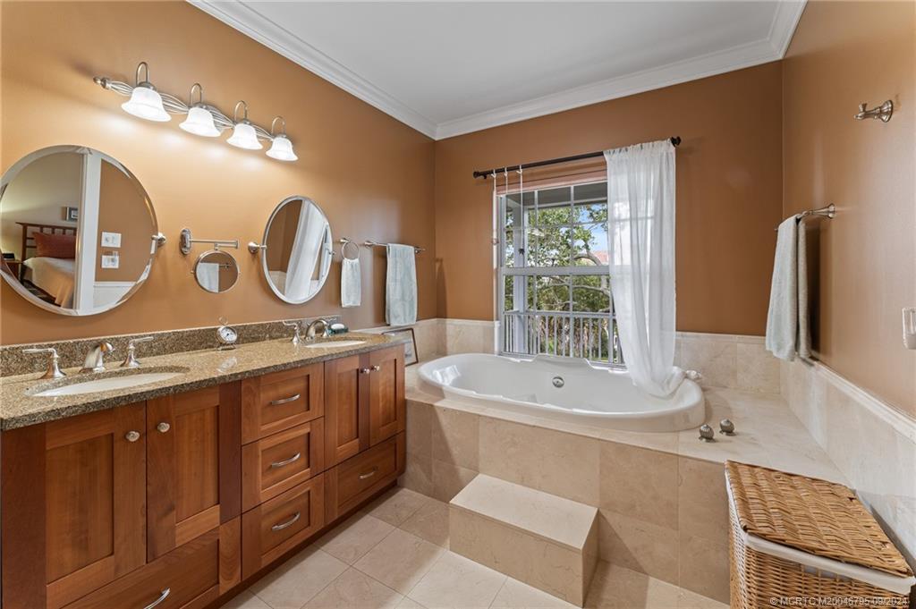 608 Southwest Cleveland Avenue Stuart, FL 34994 - Photo 26 of 48