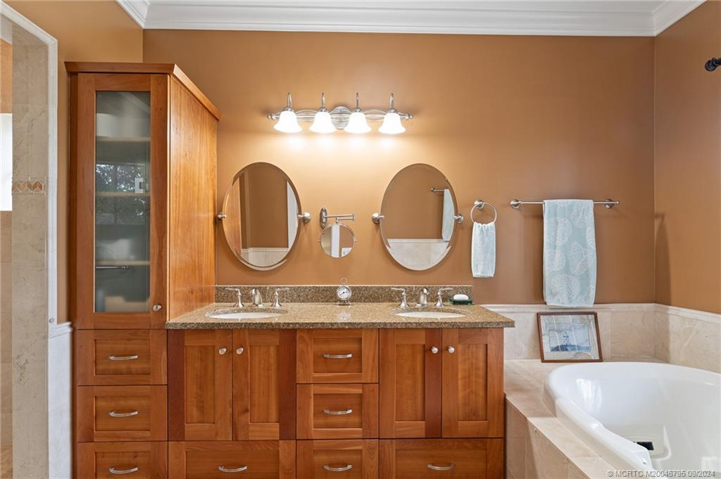 608 Southwest Cleveland Avenue Stuart, FL 34994 - Photo 28 of 48