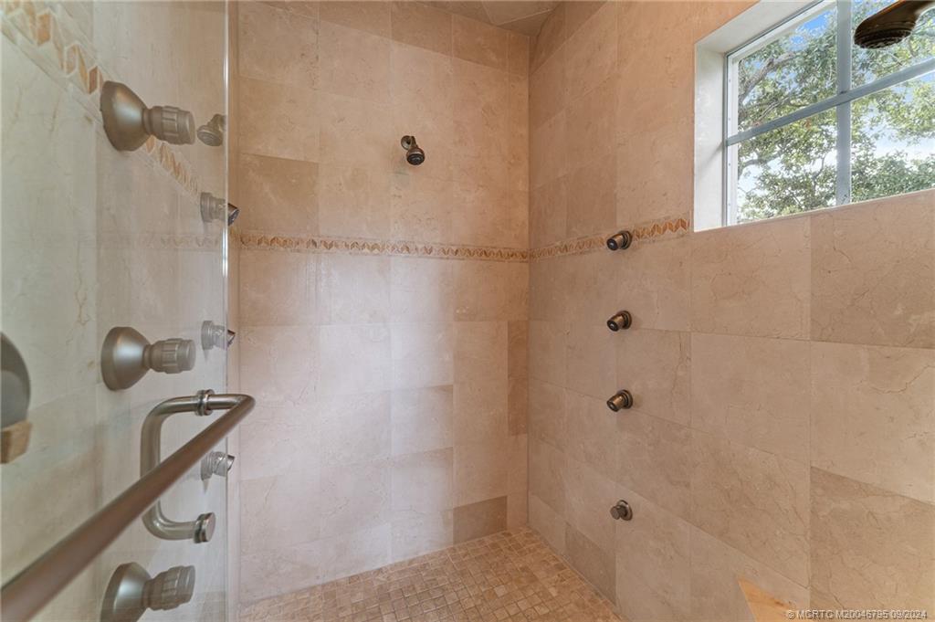 608 Southwest Cleveland Avenue Stuart, FL 34994 - Photo 30 of 48