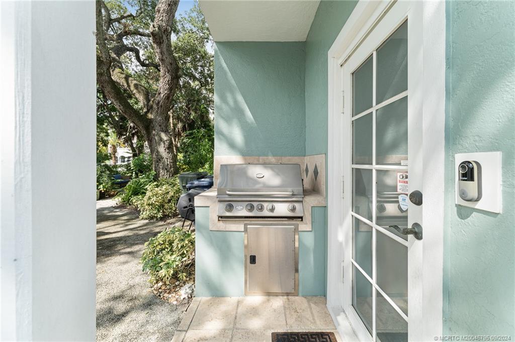 608 Southwest Cleveland Avenue Stuart, FL 34994 - Photo 46 of 48