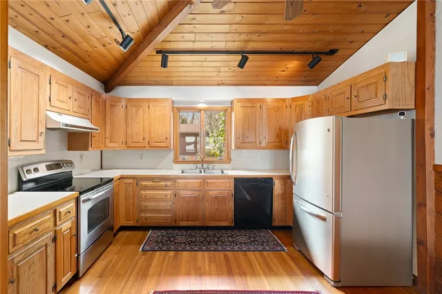 $3,500,000 | 12 Easterly Way, Jamestown, RI 02835