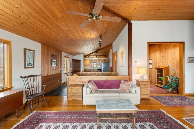 $3,500,000 | 12 Easterly Way, Jamestown, RI 02835