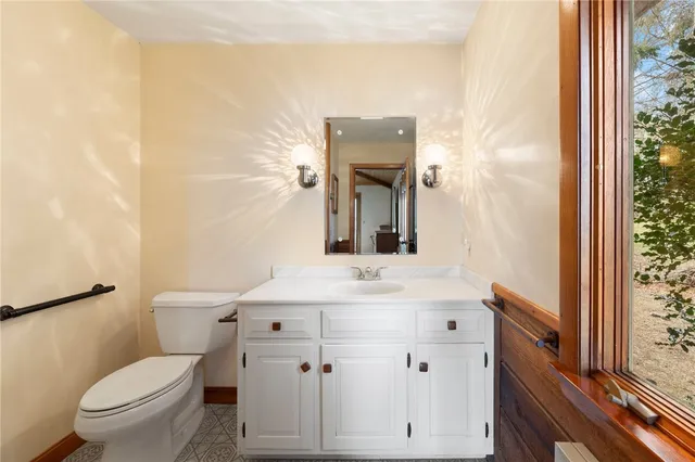 $3,500,000 | 12 Easterly Way, Jamestown, RI 02835