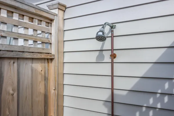 $849,000 | 4 Freeman Avenue, Sandwich, MA 02563