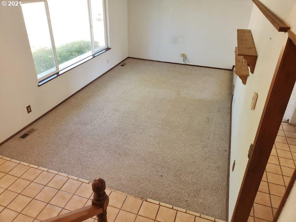 6687 B Street Springfield, OR 97478 - Photo 18 of 18