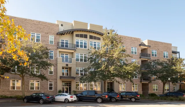 $579,000 | 125 Pier View Street, Unit 105, Charleston, SC 29492