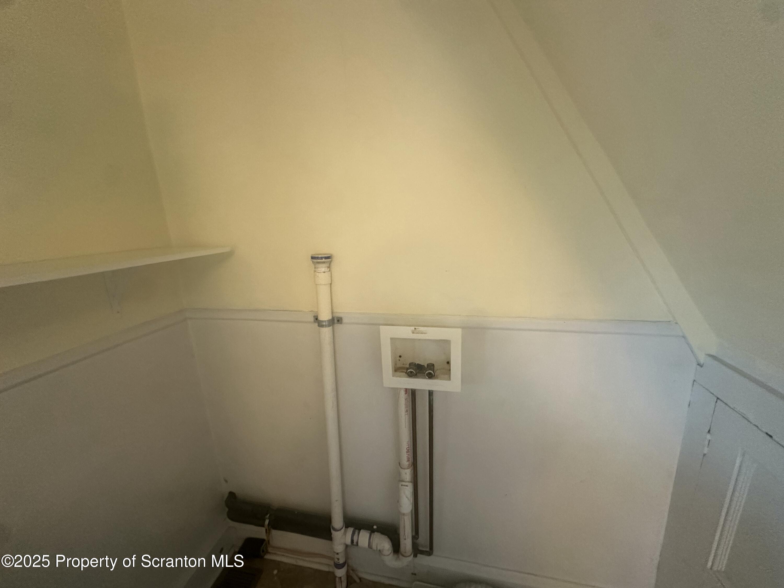 1906 Farr Street, Unit 2 Scranton, PA 18504 - Photo 13 of 14 a bathroom with a shower