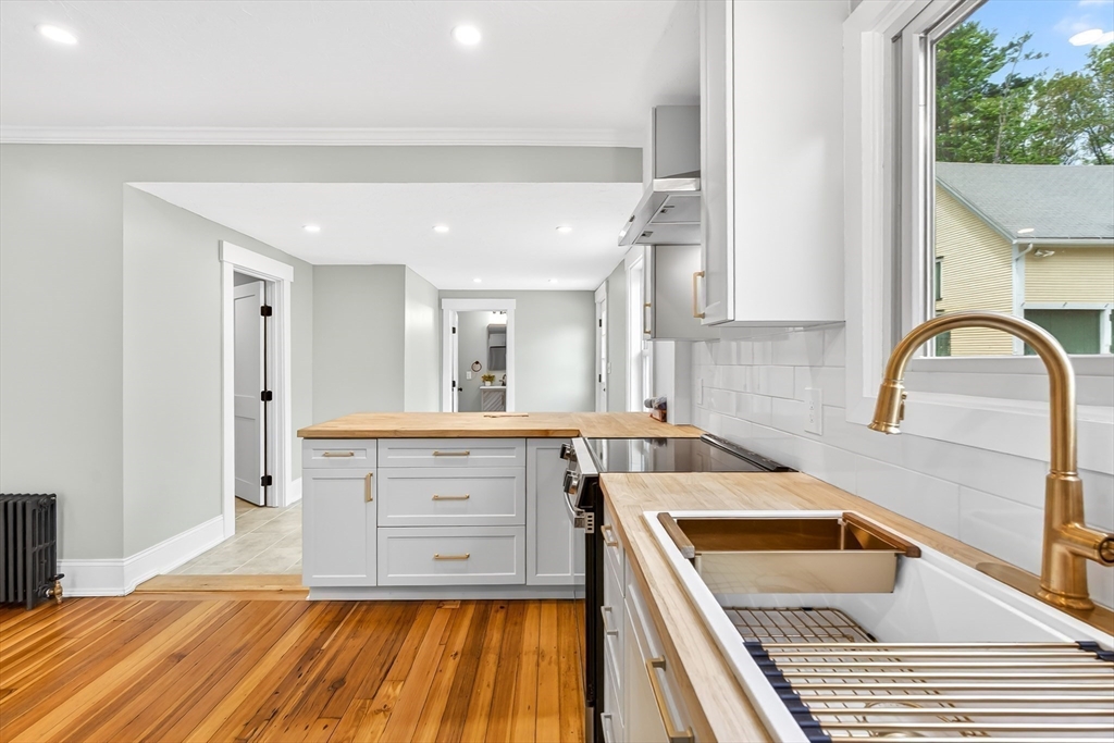 148 Center Street Ashburnham, MA 01430 - Photo 6 of 40