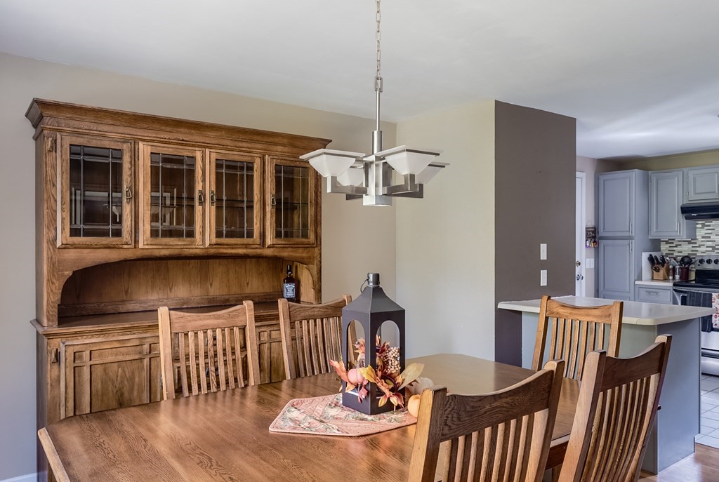 782 Bailey Road Holden, MA 01520 - Photo 6 of 31 Gallery Image 6