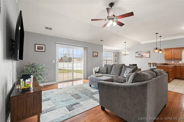 $310,000 | 1008 Pioneer Lane, Greenville, IN 47124