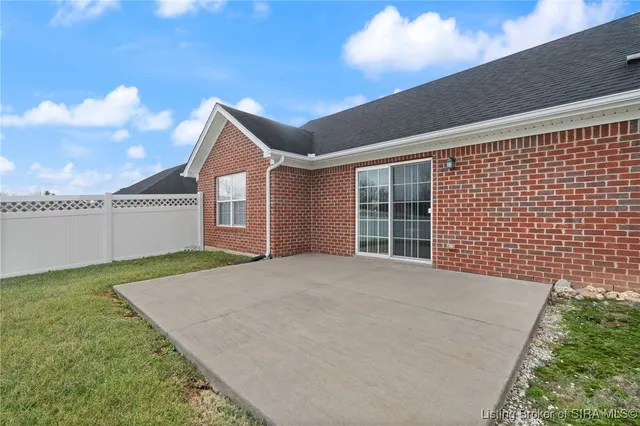 $310,000 | 1008 Pioneer Lane, Greenville, IN 47124