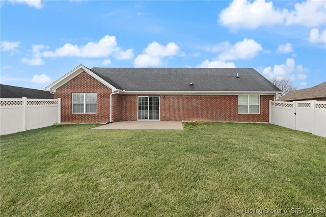 $310,000 | 1008 Pioneer Lane, Greenville, IN 47124