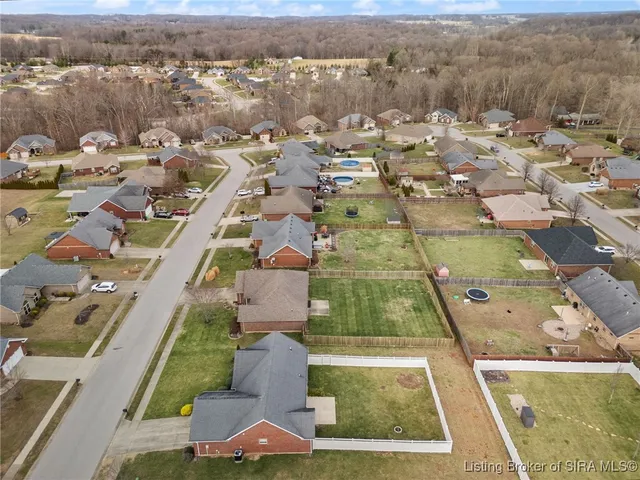 $310,000 | 1008 Pioneer Lane, Greenville, IN 47124