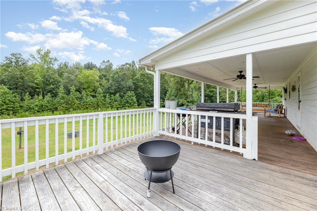 368 Manuel Road Mayodan, NC 27027 - Photo 7 of 23 Gallery Image 7