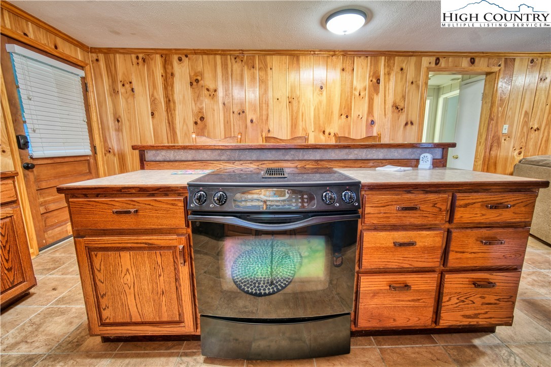 520 Albert Phipps Road Crumpler, NC 28617 - Photo 15 of 45 Gallery Image 15