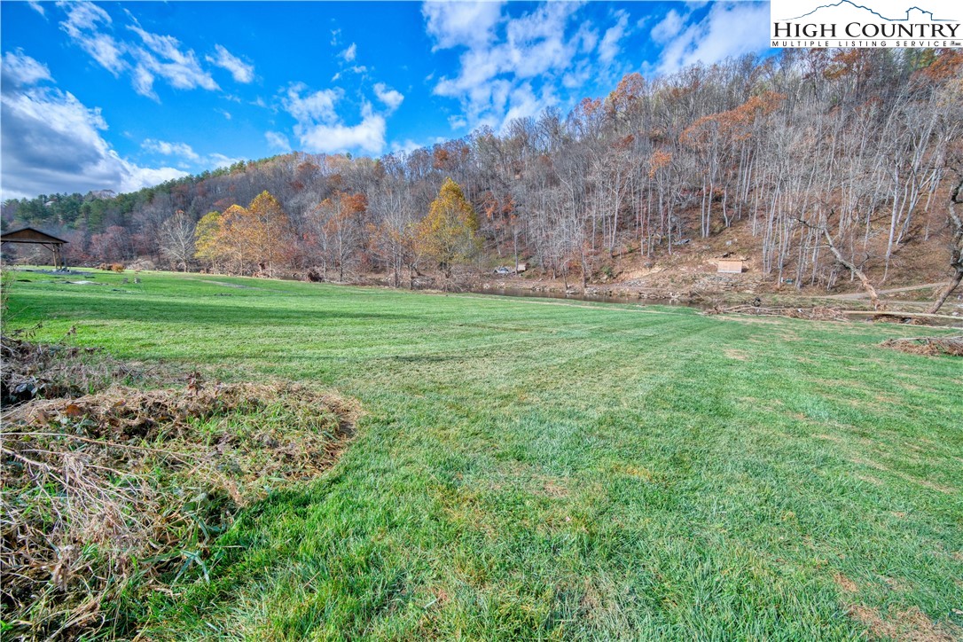 520 Albert Phipps Road Crumpler, NC 28617 - Photo 23 of 45 Gallery Image 23