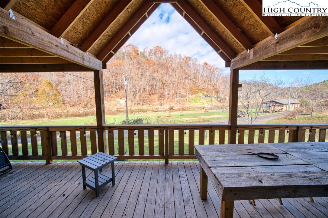 520 Albert Phipps Road Crumpler, NC 28617 - Photo 3 of 45 Gallery Image 3