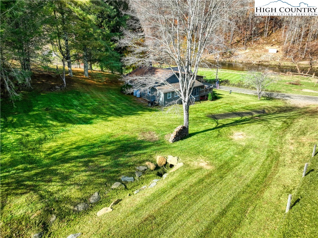 520 Albert Phipps Road Crumpler, NC 28617 - Photo 31 of 45 Gallery Image 31