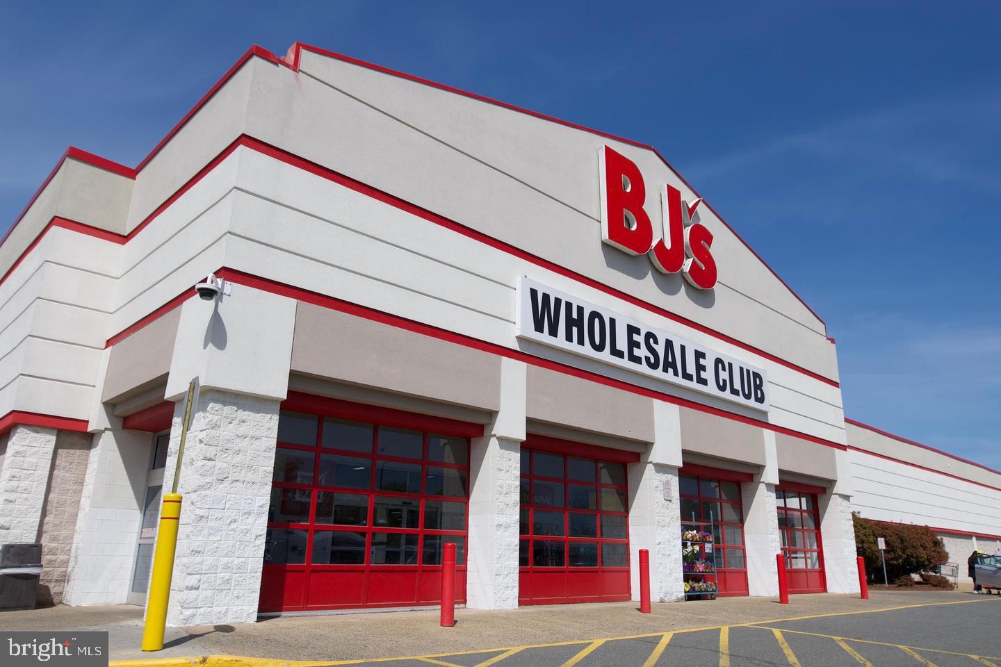 5911 Edsall Road, Unit 608 Alexandria, VA 22304 - Photo 34 of 42 BJs Wholesale