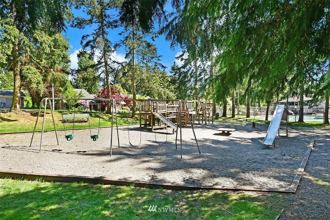 2326 177th Street Southeast Bothell, WA 98012 - Photo 16 of 18