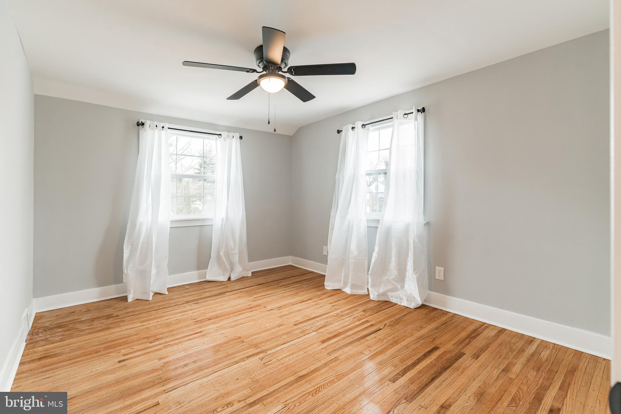 148 School Lane Springfield, PA 19064 - Photo 24 of 33 2nd bedroom