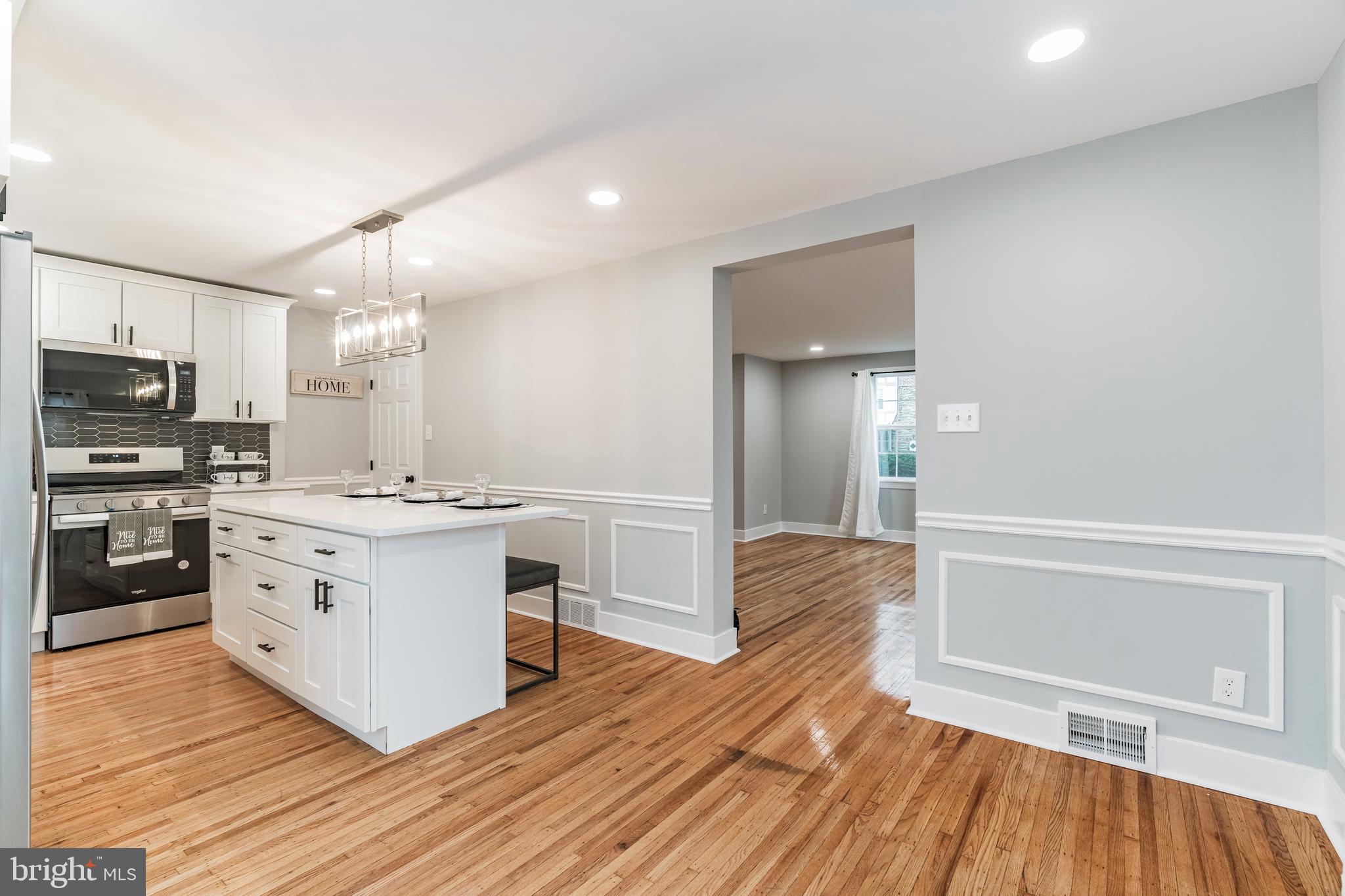 148 School Lane Springfield, PA 19064 - Photo 10 of 33 dining room/kitchen