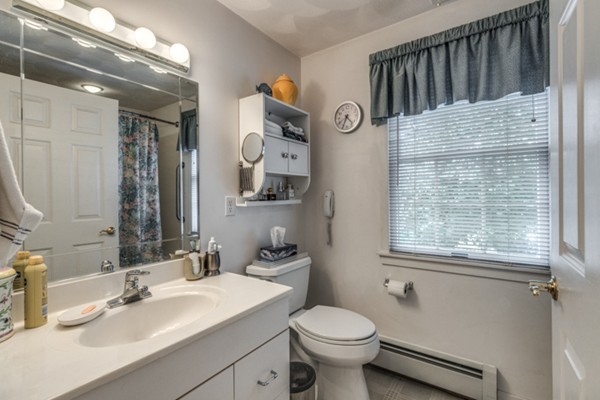 71 Bow Ridge Road Lynn, MA 01904 - Photo 14 of 30 Gallery Image 14