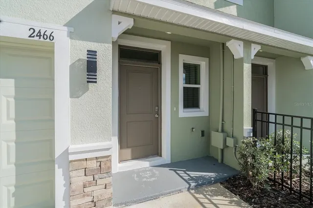 image of a house with a glass door