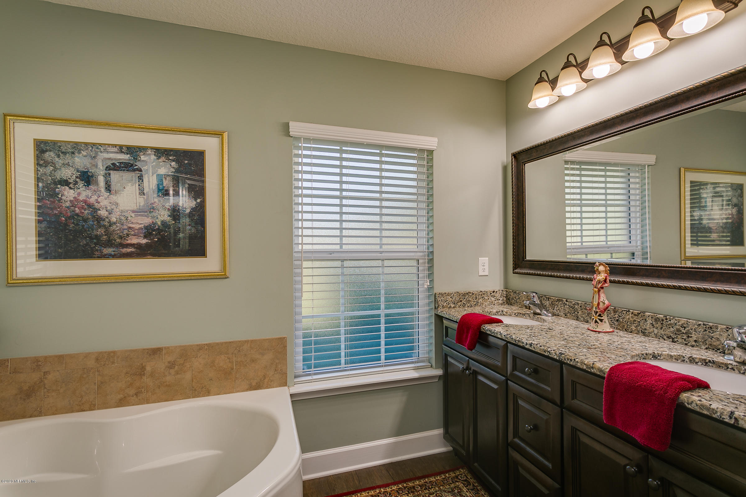 13160 Caldwell Road Jacksonville, FL 32226 - Photo 19 of 53 19-Owners Bathroom View 1
