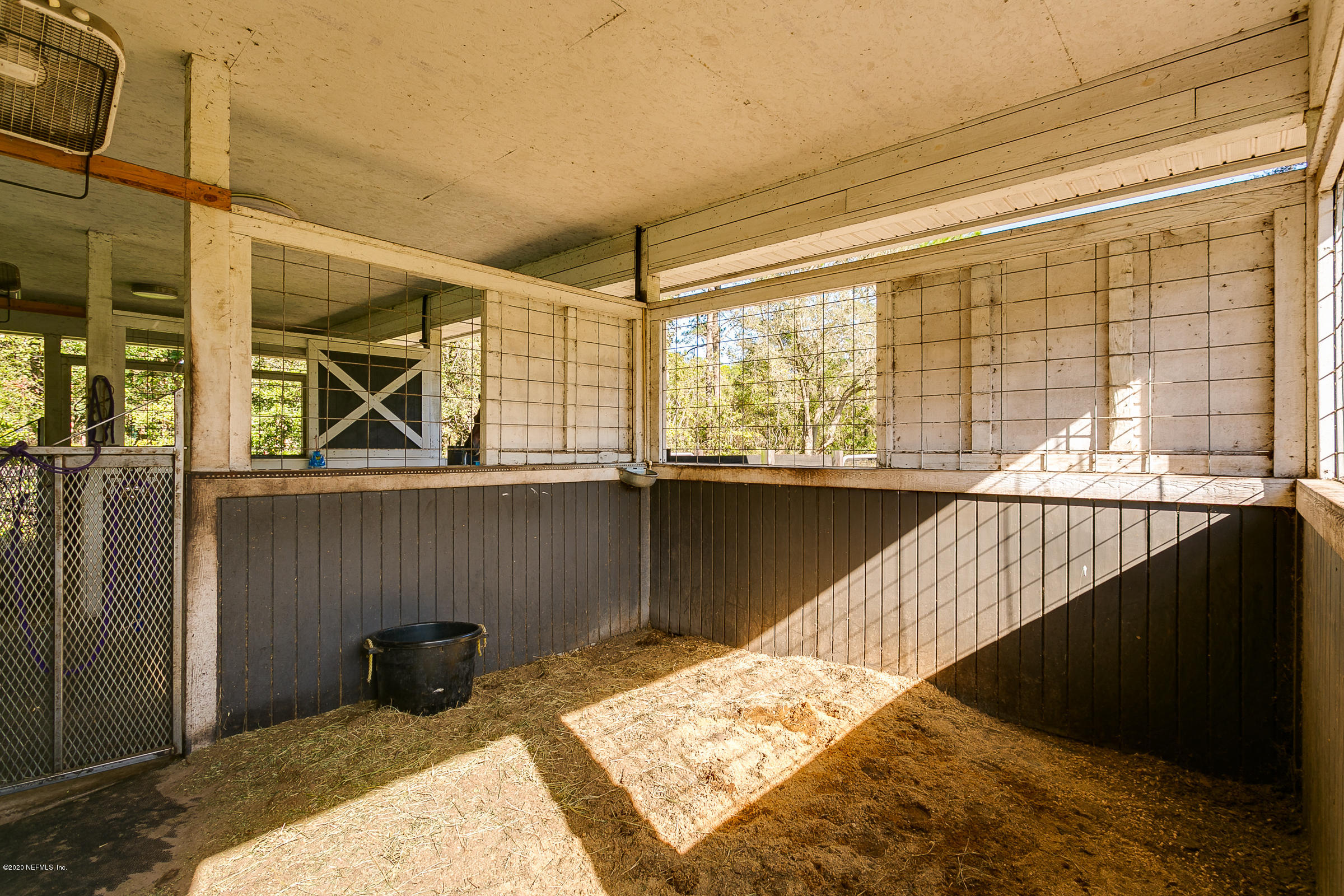 13160 Caldwell Road Jacksonville, FL 32226 - Photo 38 of 53 38-Stable 1 Interior
