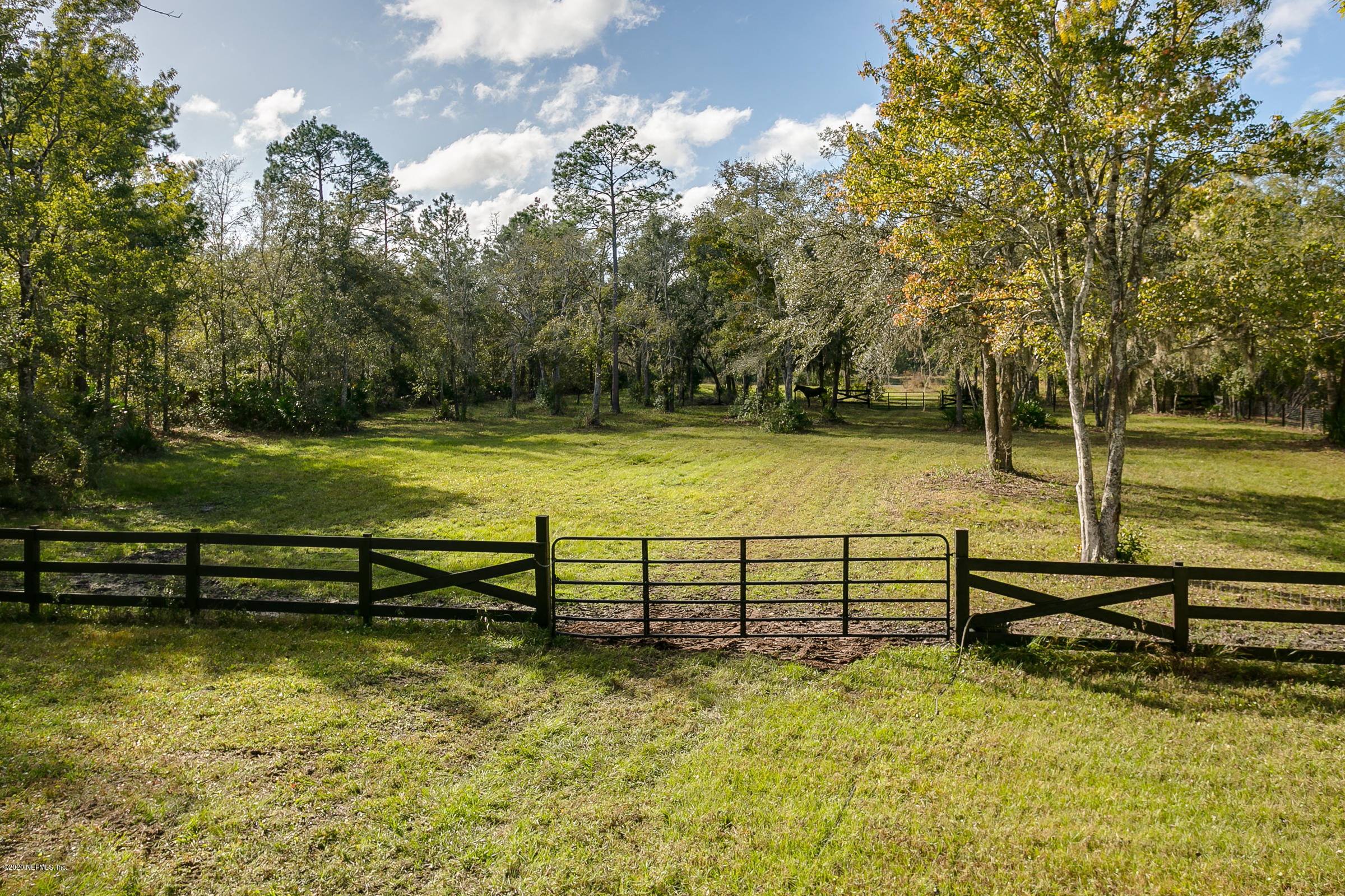 13160 Caldwell Road Jacksonville, FL 32226 - Photo 43 of 53 45-Gated Front Entrance to Paddock 2